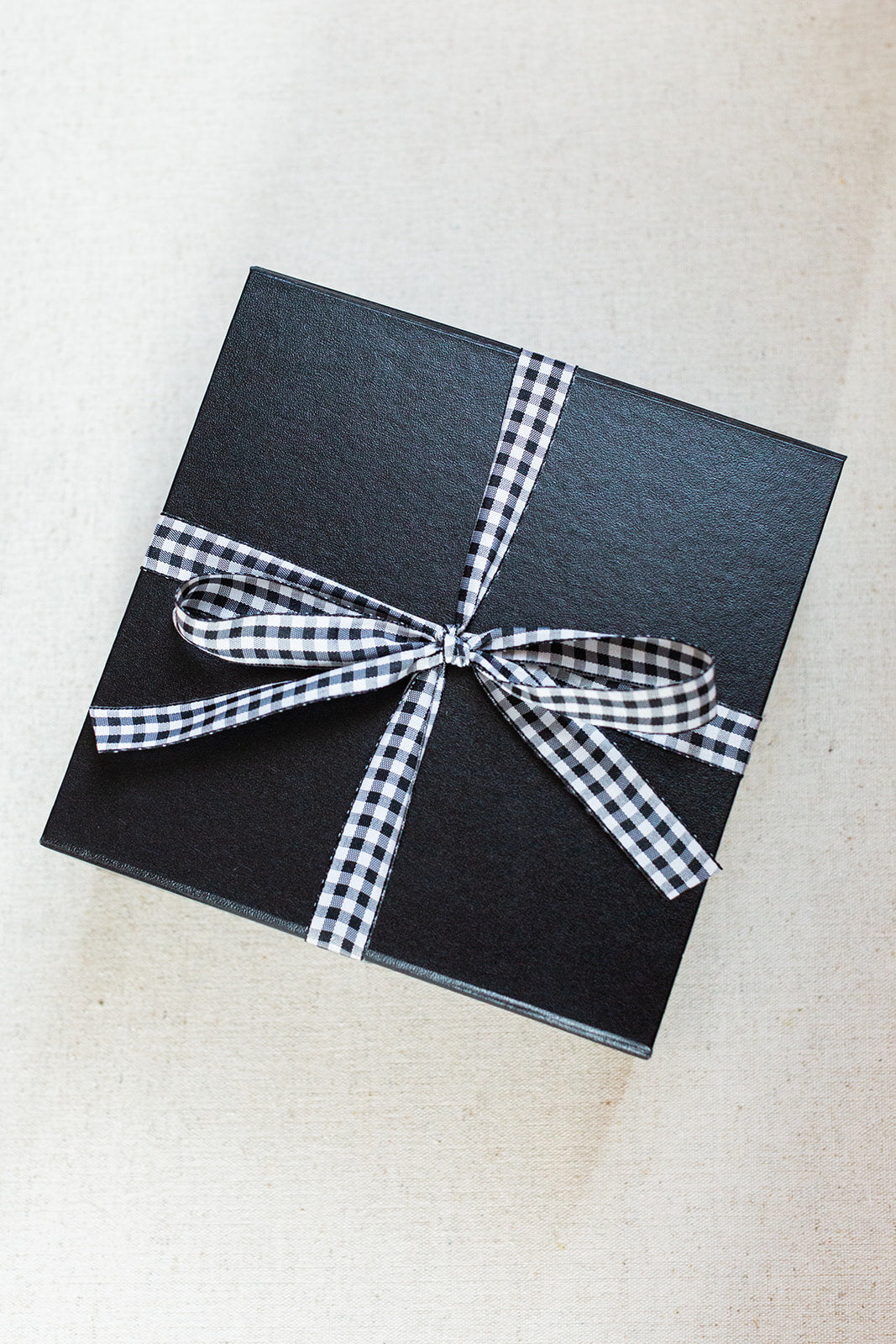 Black and White Host Gift Box